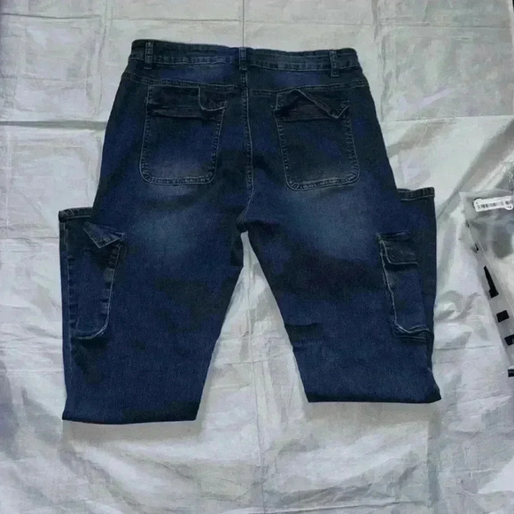 EUC TEMU cargo Jeans - Picture 2 of 9